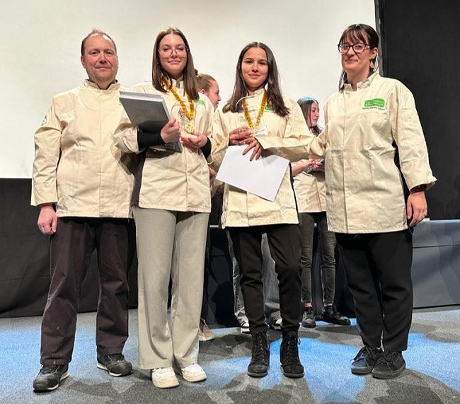 Deux Chablaisiennes sacrées meilleures apprenties vaudoises !
